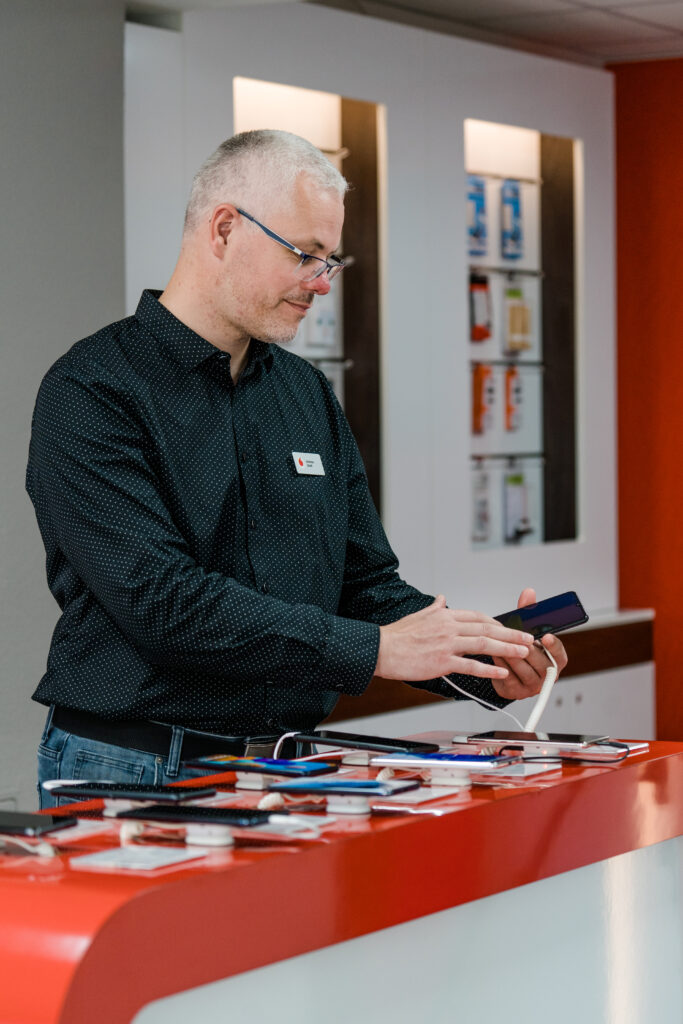 Mobilfunk Bohnhoff Handy-Reparatur in Wittenberge & Lübtheen 2 Smartphone-Beratung bei Mobilfunk Bohnhoff